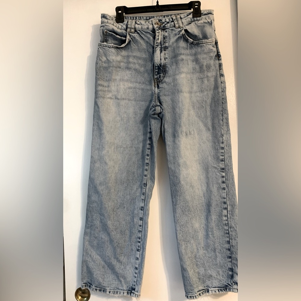 Zara Blue Acid Wash Distressed High Waisted Wide Leg Ankle Jeans